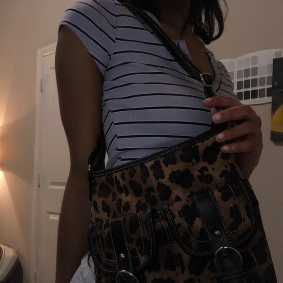 Cheetah print Shoulder purse - Picture 2 of 2